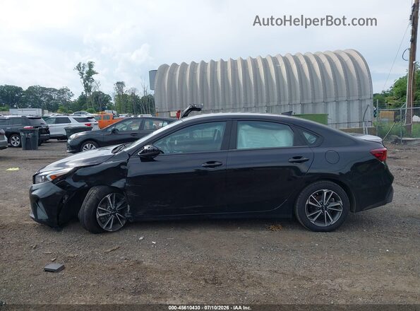 3KPF24AD2NE446906 2022 KIA FORTE Black Widok wnętrza 360 stopni