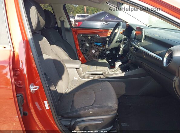 3KPF24AD2NE467447 2022 KIA FORTE Orange Սալոնի դիմացի տեսք