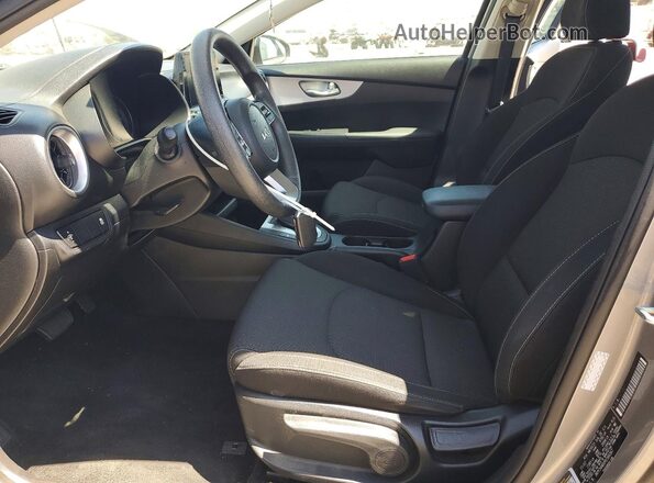 3KPF24AD2PE566367 2023 KIA FORTE Silver წინა სალონის ხედი