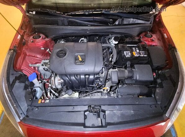 3KPF24AD2PE589583 2023 KIA FORTE Red Вид задньої частини салону