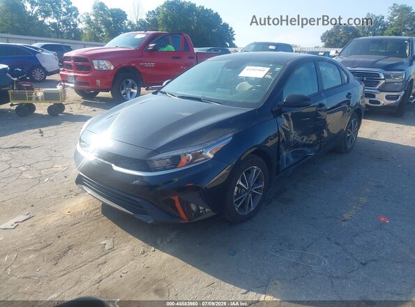3KPF24AD2PE601974 2023 KIA FORTE Black Vista tres cuartos delantera izquierda