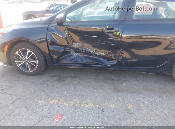 3KPF24AD2PE601974 2023 KIA FORTE Black Vista frontal