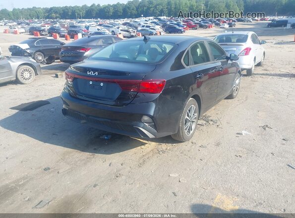 3KPF24AD2PE601974 2023 KIA FORTE Black Trasero derecho