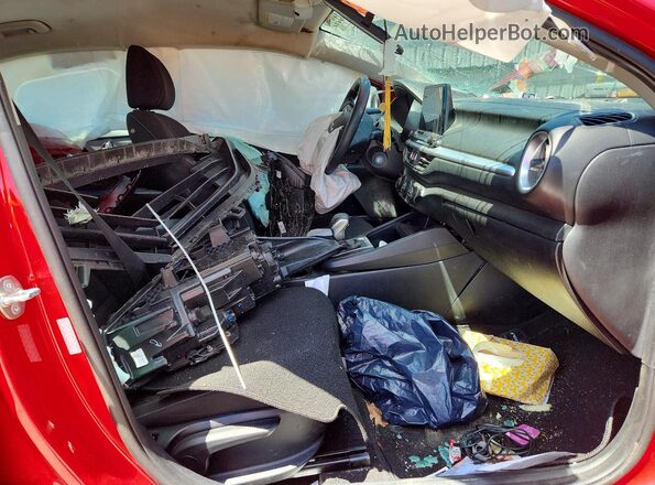 3KPF24AD2PE658739 2023 KIA FORTE Red Вид салону спереду