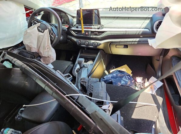 3KPF24AD2PE658739 2023 KIA FORTE Red Вид панелі приладів