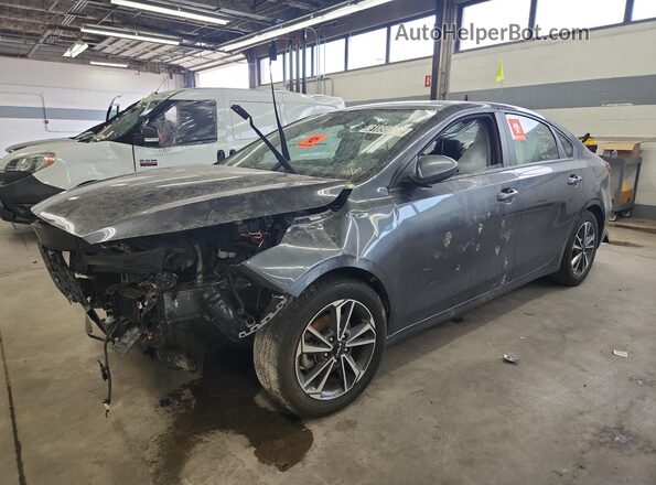 3KPF24AD2RE698063 2024 KIA FORTE Gray 