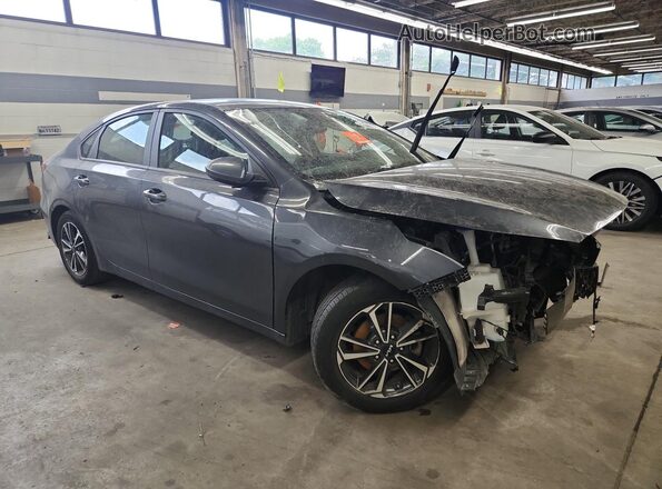 3KPF24AD2RE698063 2024 KIA FORTE Gray 