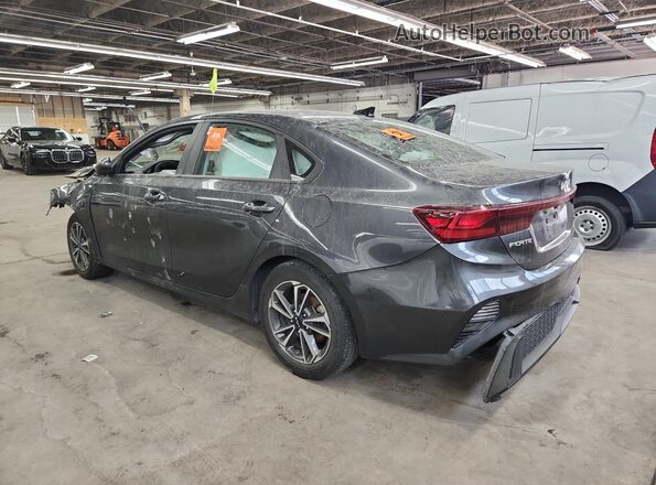 3KPF24AD2RE698063 2024 KIA FORTE Gray 