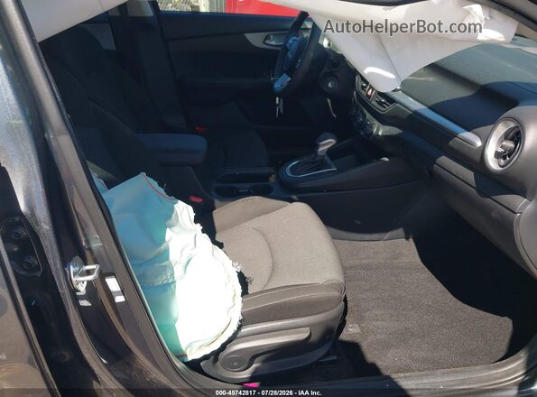 3KPF24AD2RE726959 2024 KIA FORTE Gray Front interior view