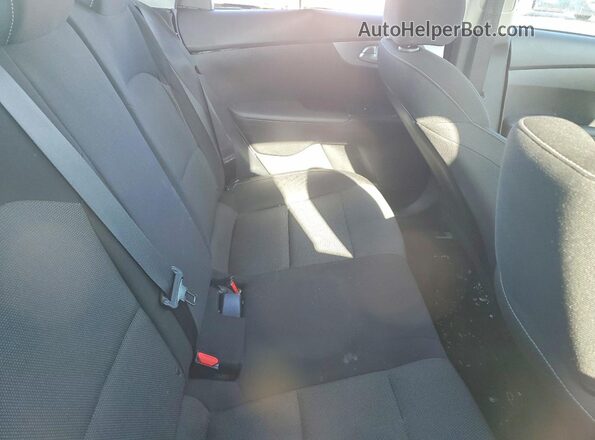 3KPF24AD2RE768208 2024 KIA FORTE Gray Հետևի նստատեղերի տեսք