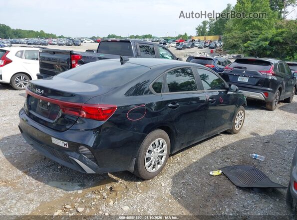3KPF24AD2RE787521 2024 KIA FORTE Black Tył prawy