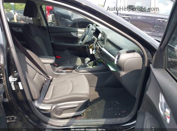 3KPF24AD2RE787521 2024 KIA FORTE Black Widok wnętrza z przodu