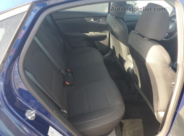 3KPF24AD3KE032481 2019 KIA FORTE Blue Հետևի նստատեղերի տեսք