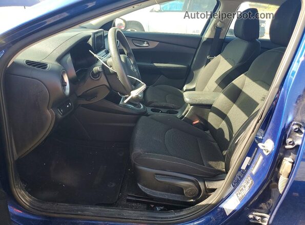 3KPF24AD3KE048440 2019 KIA FORTE Синий Вид салона спереди