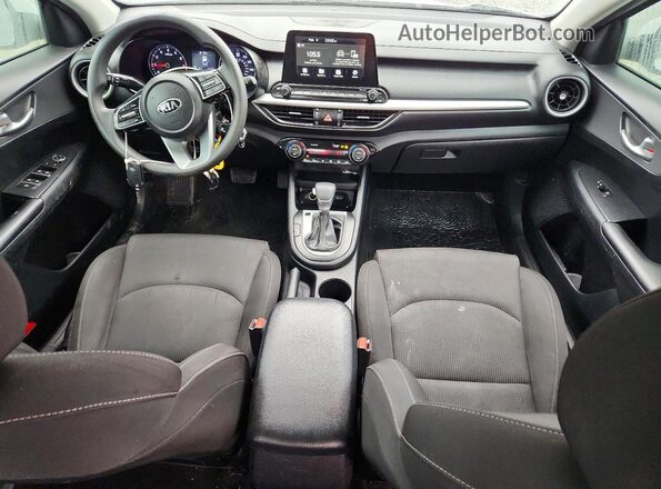 3KPF24AD3KE078649 2019 KIA FORTE White Vista del salpicadero