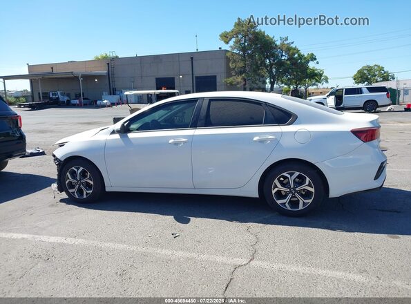 3KPF24AD3LE256206 2020 KIA FORTE White 
