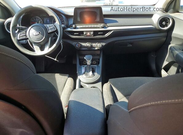 3KPF24AD3ME273220 2021 KIA FORTE Синий Вид панели приборов