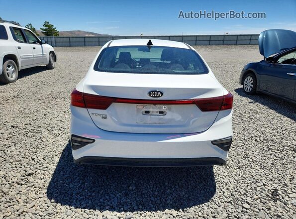 3KPF24AD3ME370269 2021 KIA FORTE Белый Вид сзади