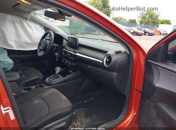 3KPF24AD3NE437664 2022 KIA FORTE Orange Вид салону спереду