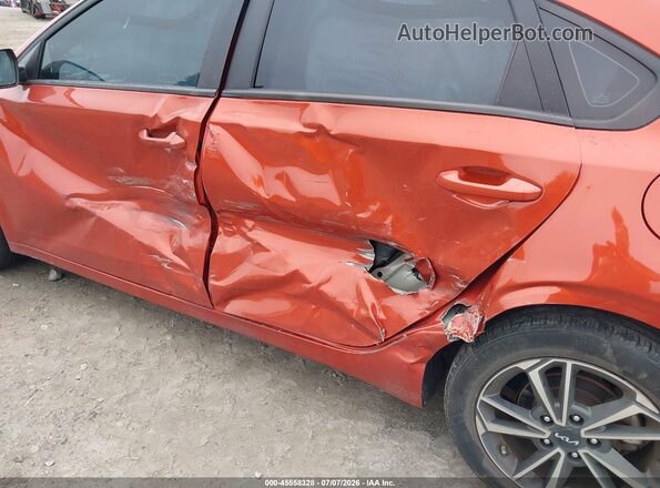 3KPF24AD3NE437664 2022 KIA FORTE Orange Вид спереду