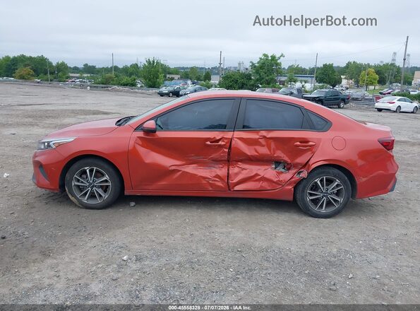 3KPF24AD3NE437664 2022 KIA FORTE Orange Вид задньої частини салону
