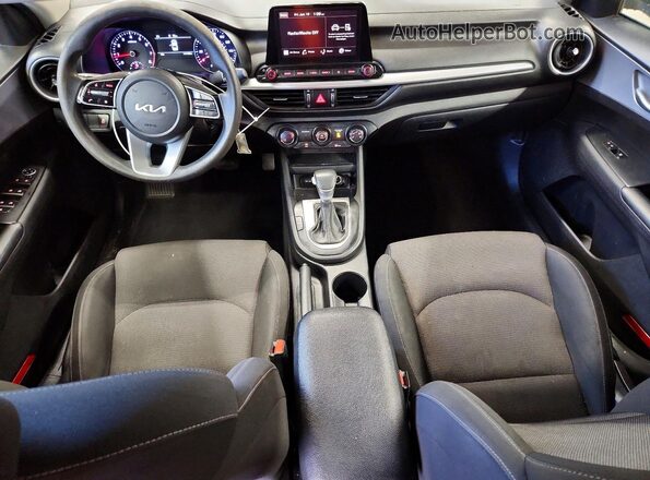 3KPF24AD3NE439656 2022 KIA FORTE Gray წინა პანელის ხედი