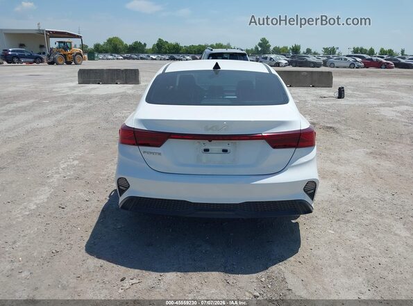3KPF24AD3NE441729 2022 KIA FORTE White 