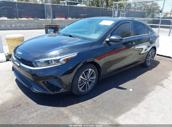 3KPF24AD3NE454576 2022 KIA FORTE Черный Передняя левая четверть