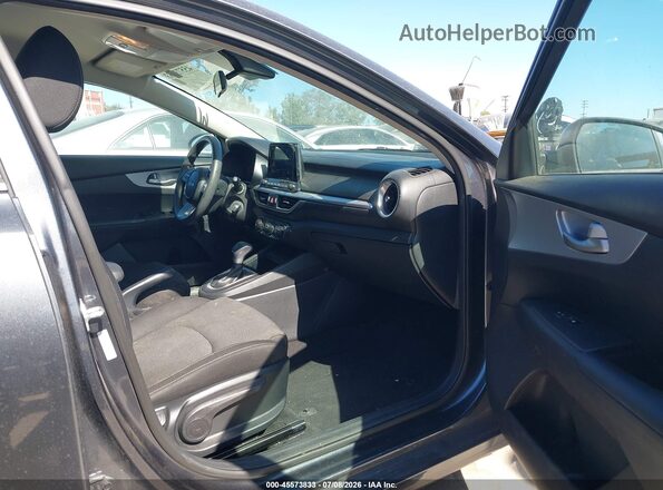 3KPF24AD3NE455310 2022 KIA FORTE Gray Vista interior delantera