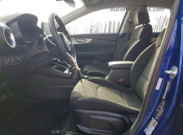 3KPF24AD3PE517615 2023 KIA FORTE Blue Front interior view