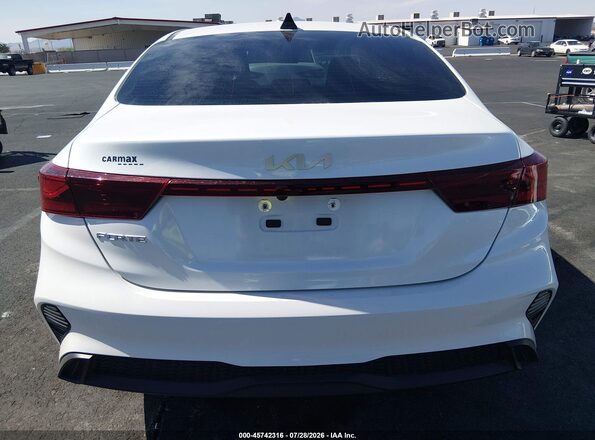 3KPF24AD3PE525276 2023 KIA FORTE White 