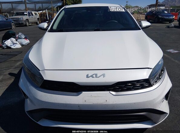 3KPF24AD3PE525276 2023 KIA FORTE White ხელსაწყოთა პანელის ხედი
