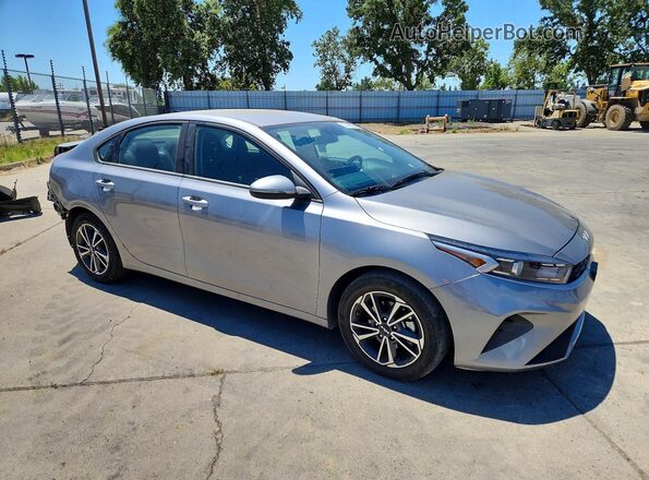 3KPF24AD3PE548119 2023 KIA FORTE Серый Передняя правая четверть