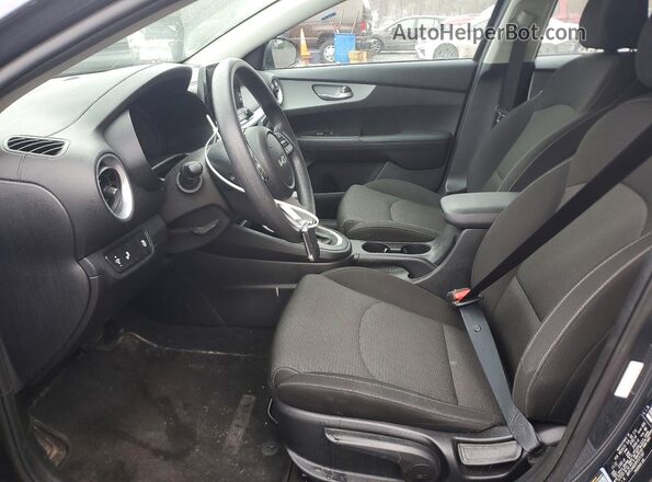3KPF24AD3PE571187 2023 KIA FORTE Gray Вид салону спереду