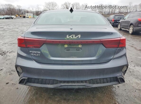 3KPF24AD3PE571187 2023 KIA FORTE Gray Вид ззаду