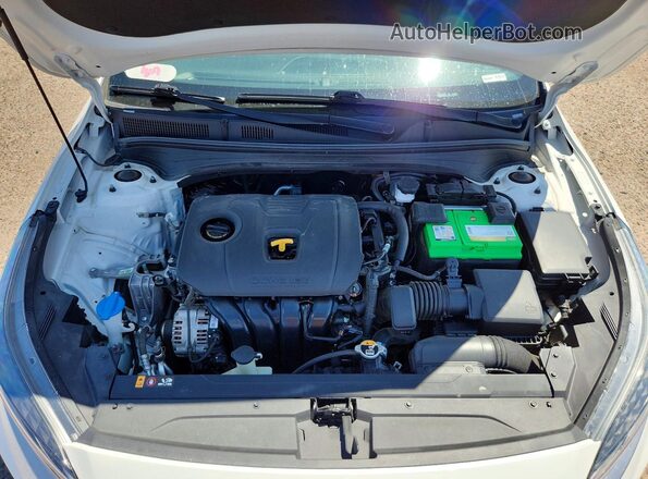 3KPF24AD3PE600364 2023 KIA FORTE White Rear interior view