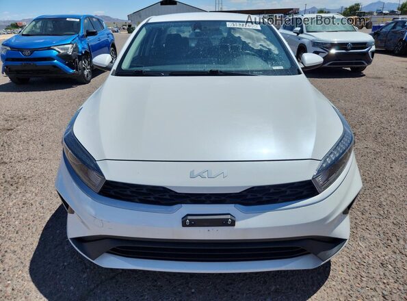 3KPF24AD3PE600364 2023 KIA FORTE White 
