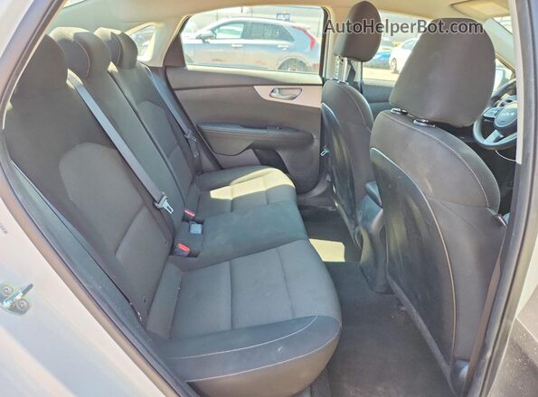 3KPF24AD3PE600364 2023 KIA FORTE White Rear seats view