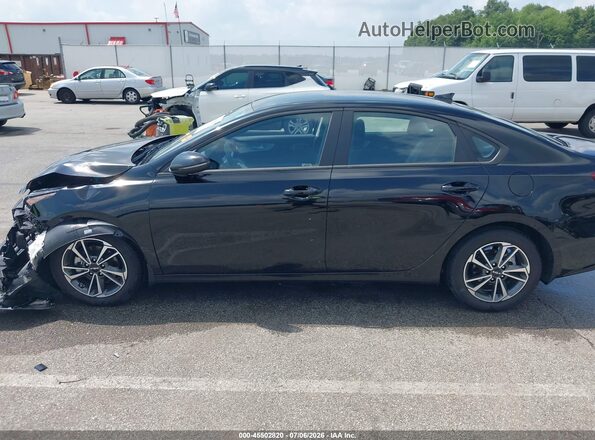 3KPF24AD3PE636166 2023 KIA FORTE Черный Панорамный вид салона 360°