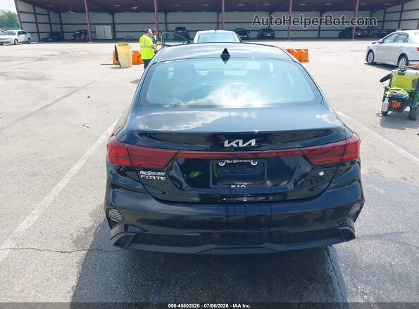 3KPF24AD3PE636166 2023 KIA FORTE Черный 