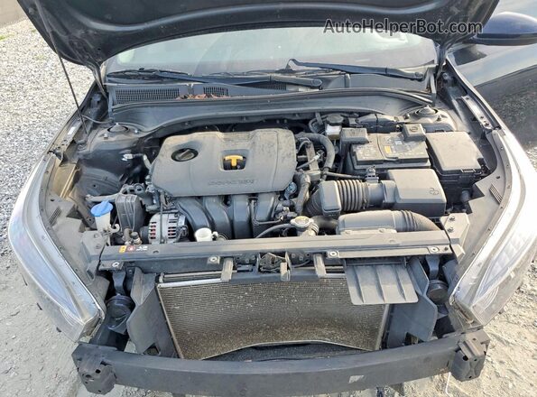3KPF24AD3PE638659 2023 KIA FORTE Черный Вид задней части салона