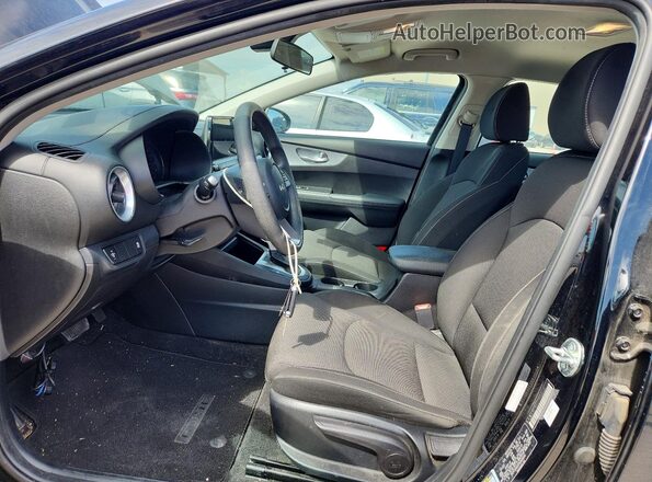 3KPF24AD3PE645644 2023 KIA FORTE Black Front interior view