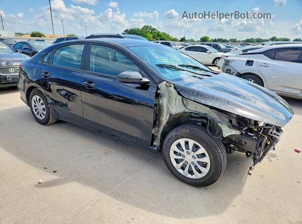 3KPF24AD3PE645644 2023 KIA FORTE Black Front right