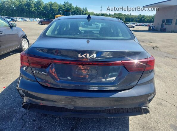 3KPF24AD3RE755029 2024 KIA FORTE Gray უკანა ხედი
