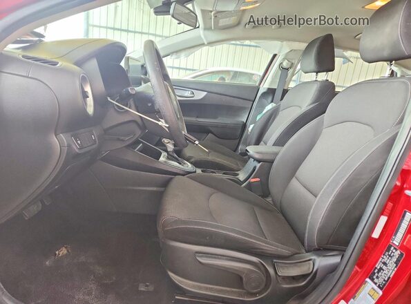 3KPF24AD3RE764359 2024 KIA FORTE Red Vista interior delantera