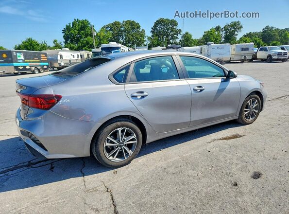 3KPF24AD3RE778147 2024 KIA FORTE Серый Задняя правая четверть