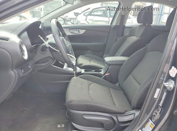 3KPF24AD3RE797507 2024 KIA FORTE Gray Front interior view