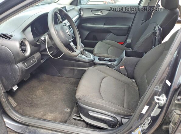 3KPF24AD4KE033641 2019 KIA FORTE Серый Вид салона спереди