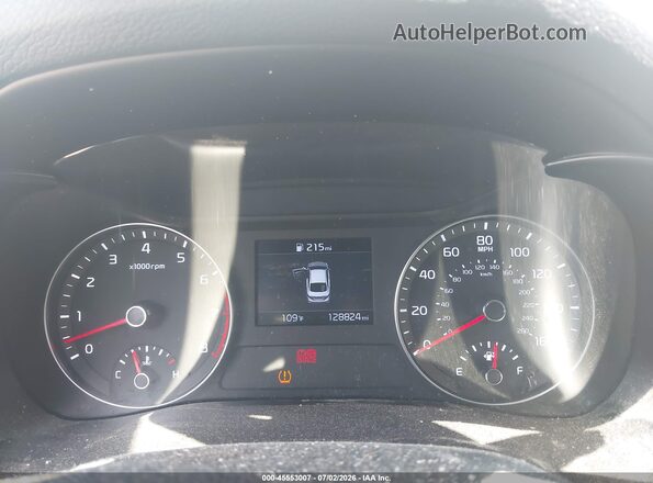 3KPF24AD4KE046213 2019 KIA FORTE Gray Rear seats view