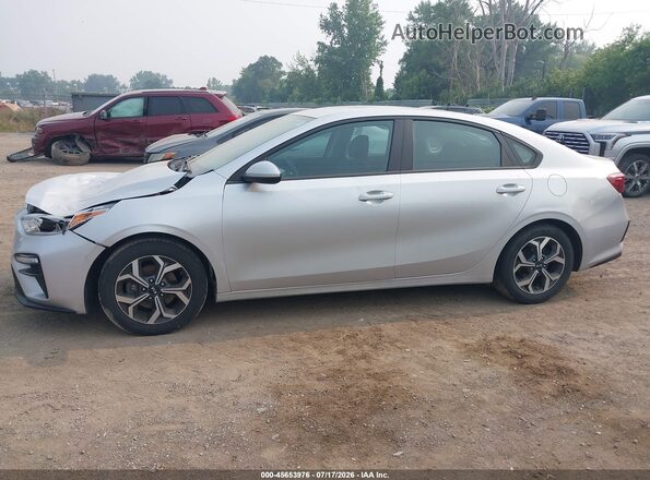 3KPF24AD4ME263148 2021 KIA FORTE Silver 360 interior view